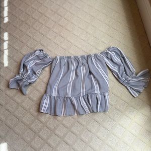 Misa - Over the shoulder top with sleeves - size small